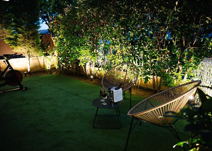 La Martina Glam - 15 Airport Macedonia * 特瑞罗芬